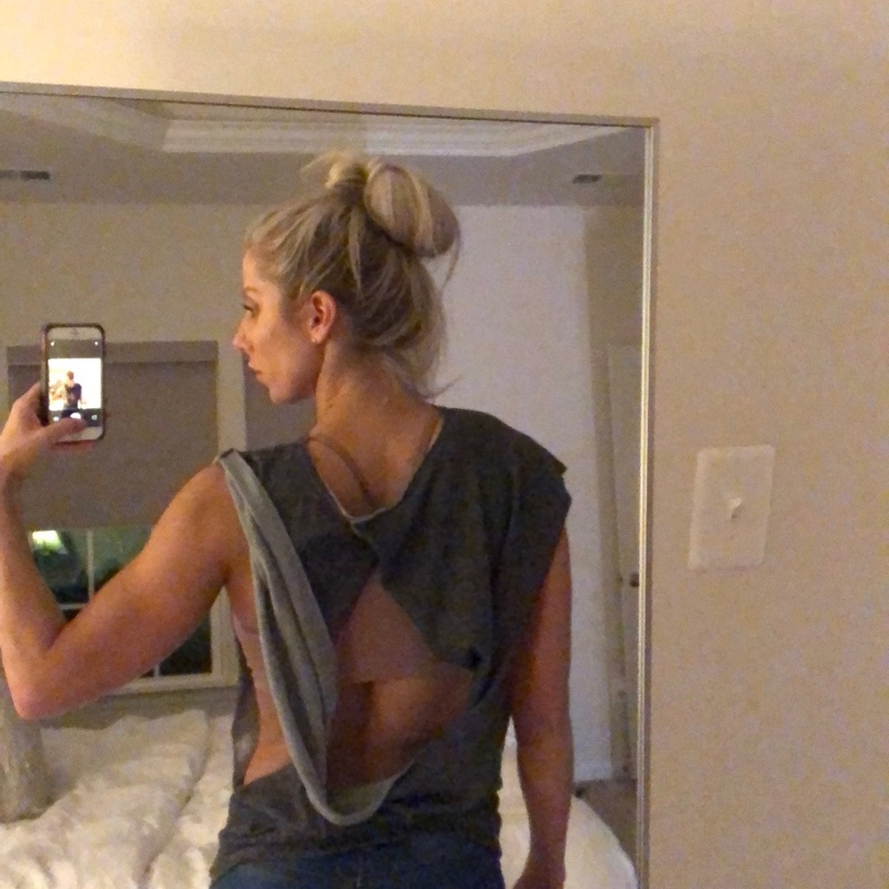 Backless top